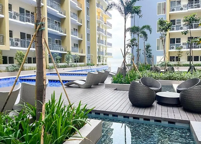Luxurious 2br Near Solaire, Okada, Airport Apartamento